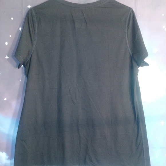 Breathe Athletic Works XL V neck shirt Clean - Picture 3 of 3